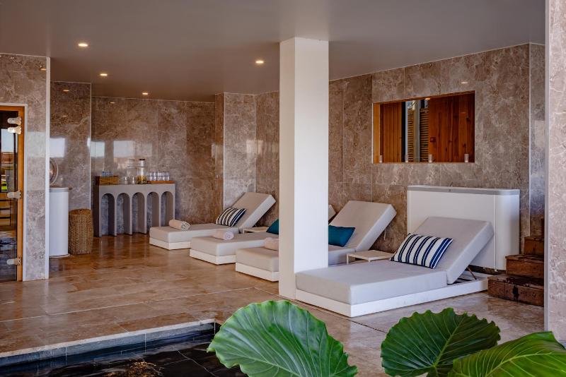 Les Vagues Hotel & Spa - image 25