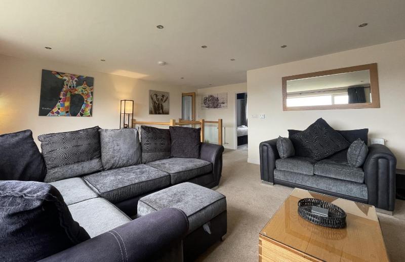 Fellside Hideaway - image 32