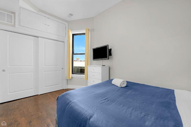 Modern Spacious 3br Apt Minutes To Downtown! - image 4