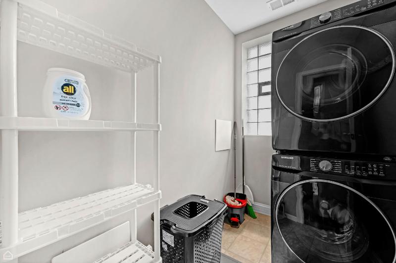 Modern Spacious 3br Apt Minutes To Downtown! - image 16