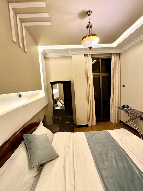 Bright apartments prime location and easy access 2 - image 4