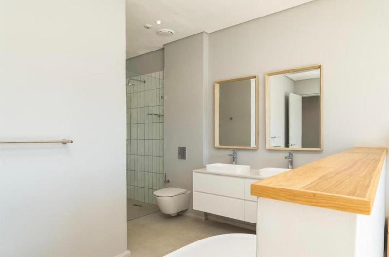 18 Luxe Zimbali - image 9