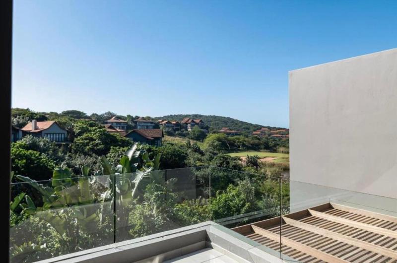 18 Luxe Zimbali - image 12