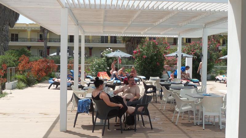 Cosmopolitan Hotel - image 41