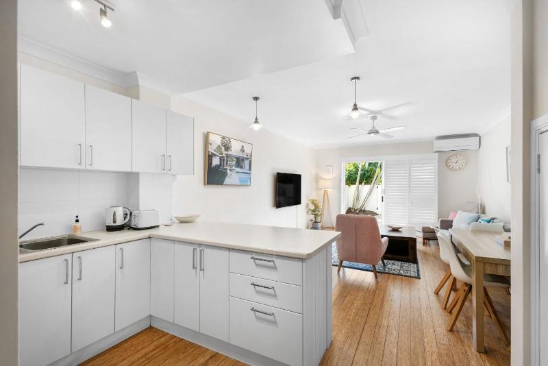 Corona Cove Unit 7 - image 11