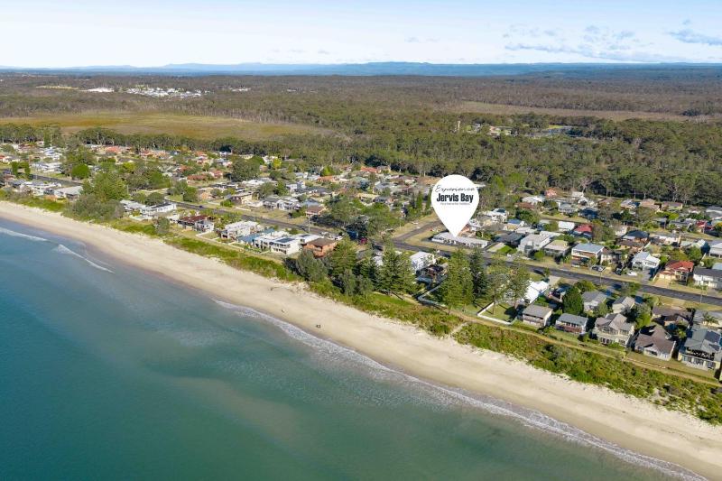 Bayswater Beach House 2 by Experience Jervis Bay - image 11
