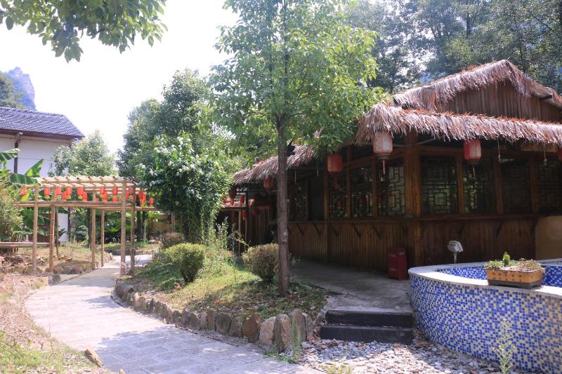 Wulingyuan Zhangjiajie National Forest Park Qique Villa - image 23