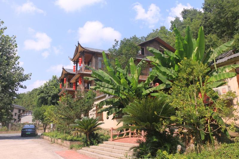 Wulingyuan Zhangjiajie National Forest Park Qique Villa - image 37