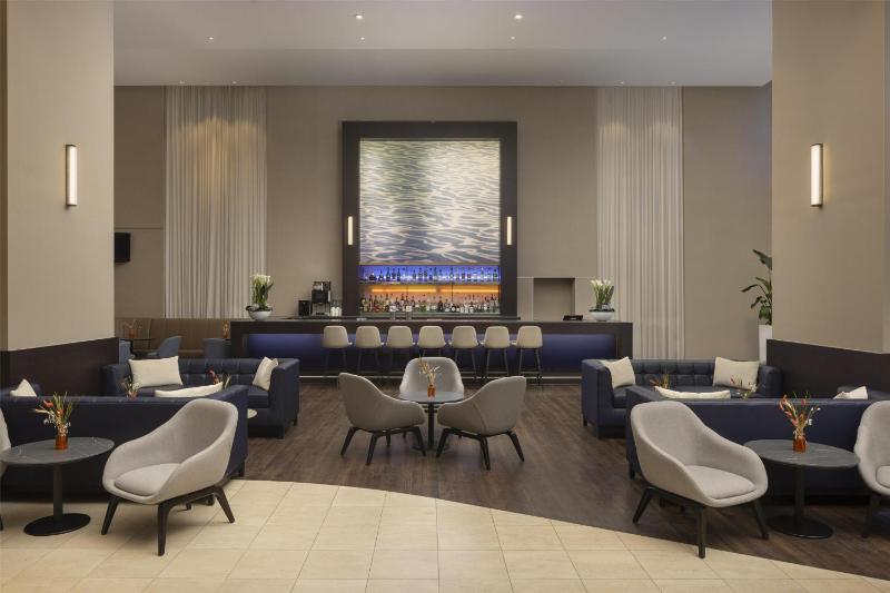 Hilton Dusseldorf - image 15