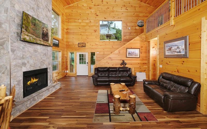 Eagles View 2.0 - Gorgeous Mountain Views Hot Tub Pool Table + Games! - image 32