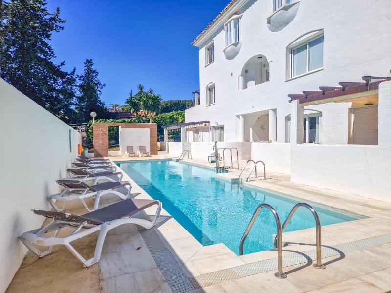 Ivy Residence Nueva Andalucia near Puerto Banus - image 16