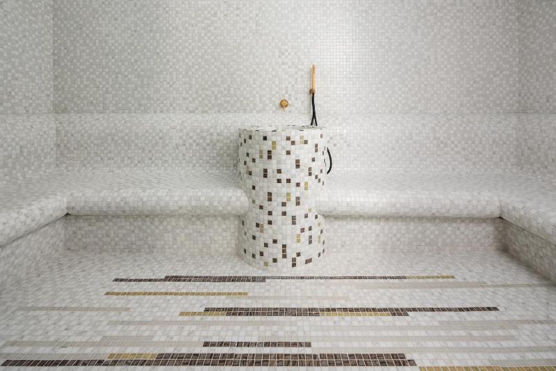 Vione Paros - image 3
