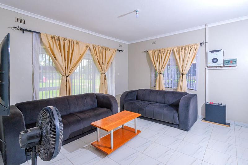 Family home in Harare - image 3