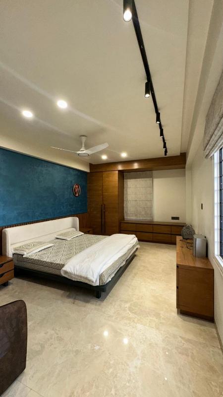 Woodlands Apartment- Fully furnished Luxury Apt - image 4