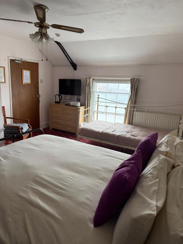 The Bell Inn - image 14