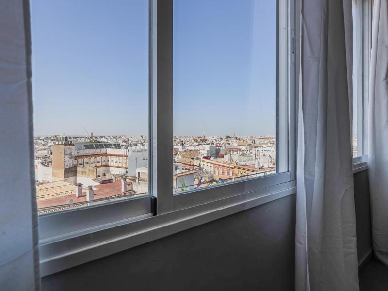 Fantastico apartamento en el centro - image 6