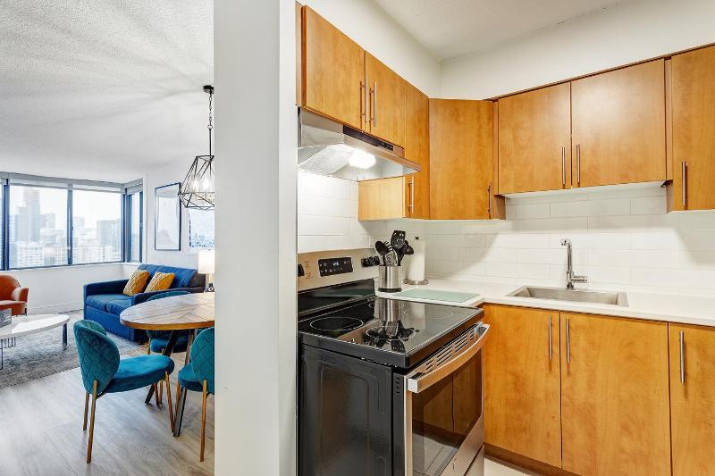LaCité Cozy Apartment Close to Central Montreal - image 6