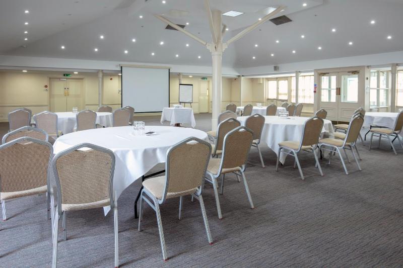 Best Western Chilworth Manor Hotel - image 4
