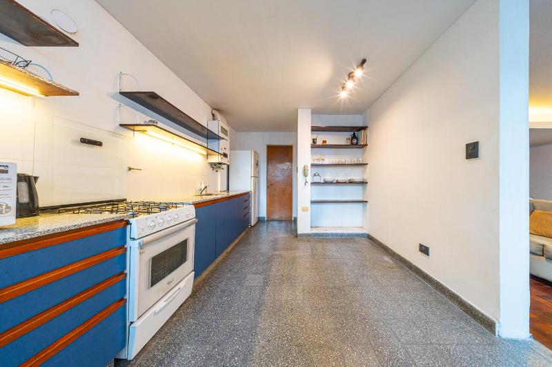 Spacious apartment in the central area - image 29