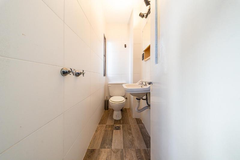 Spacious apartment in the central area - image 26