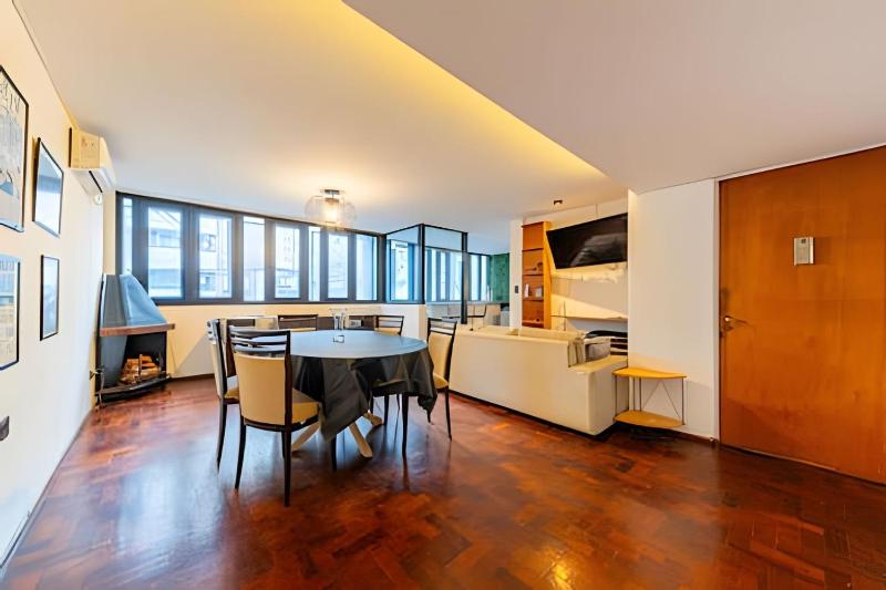 Spacious apartment in the central area - image 32