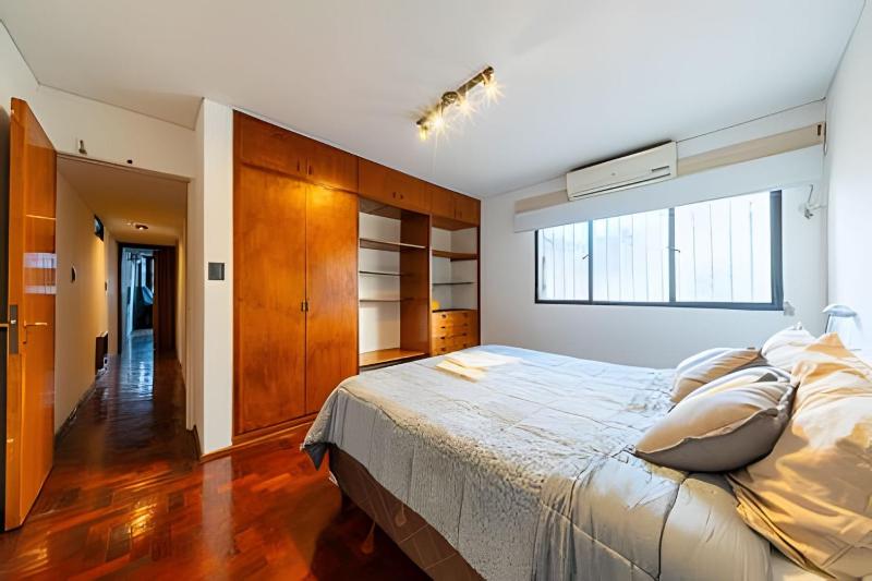 Spacious apartment in the central area - image 17