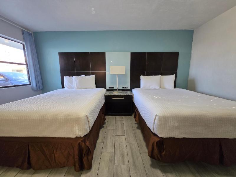 Coral Motel - Across from Public Beach Access - image 6