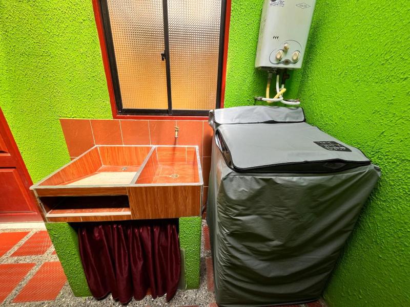 Wonderful house with views in Medellin-fiber optics - image 10