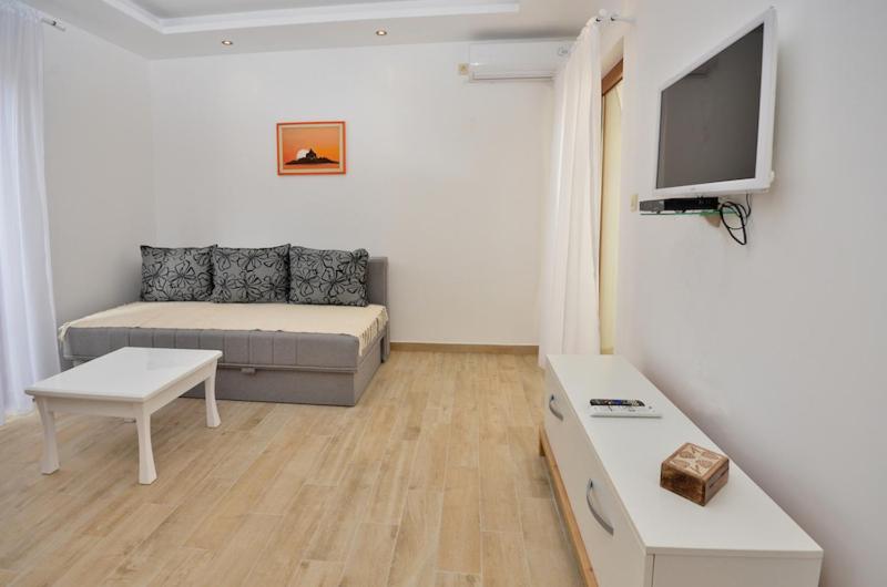 Apartment image 4
