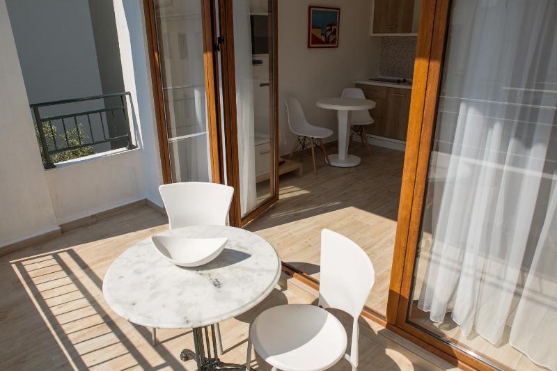 Apartment with Balcony image 2