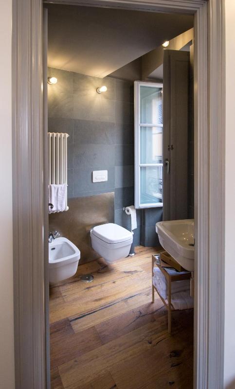 Double or Twin Room with Private Bathroom image 2