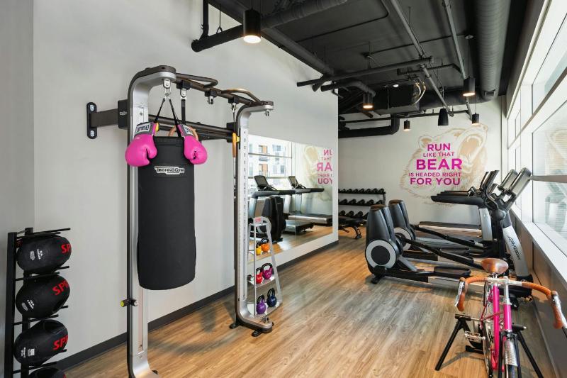 Moxy Minneapolis Downtown - image 18