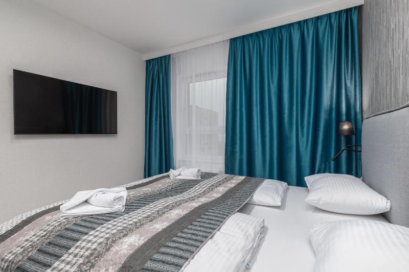 Sun Towers Lux Apartments by Renters Prestige - image 2