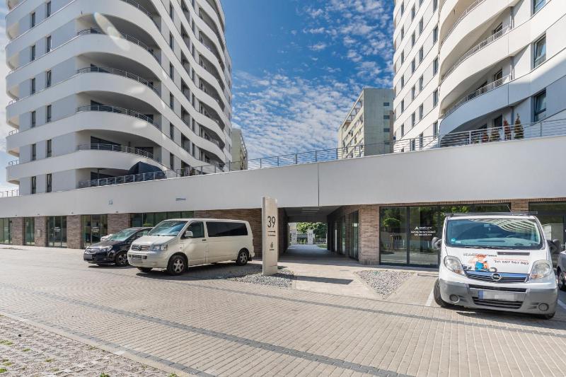 Sun Towers Lux Apartments by Renters Prestige - image 15