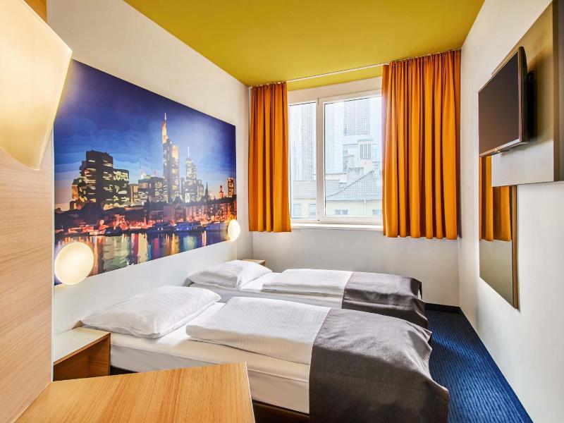 B&B HOTEL Frankfurt-Hbf - image 2