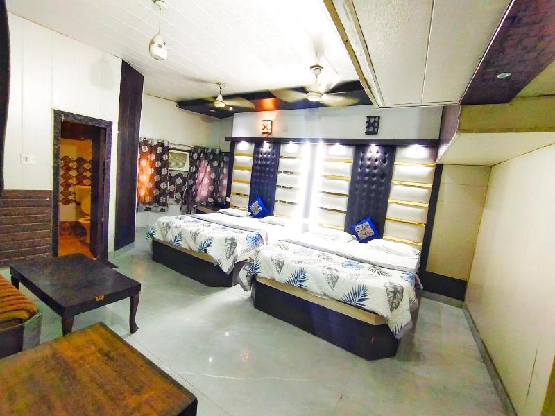 Revoli Inn Hotel JUST 5 MIN FROM GOLDEN TEMPLE - image 4