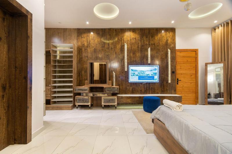 5 bedroom apartment at Lekki phase 2 Ologolo Lagos - image 11