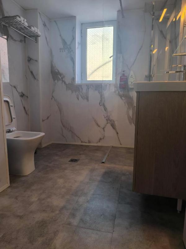 Cleopatra Apartment - image 5