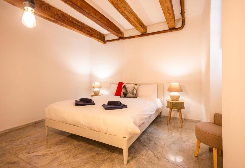 Scenic Valletta Luxury Townhouse - image 16