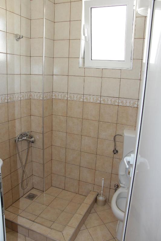 Apartments Family Ibrahimi - image 2