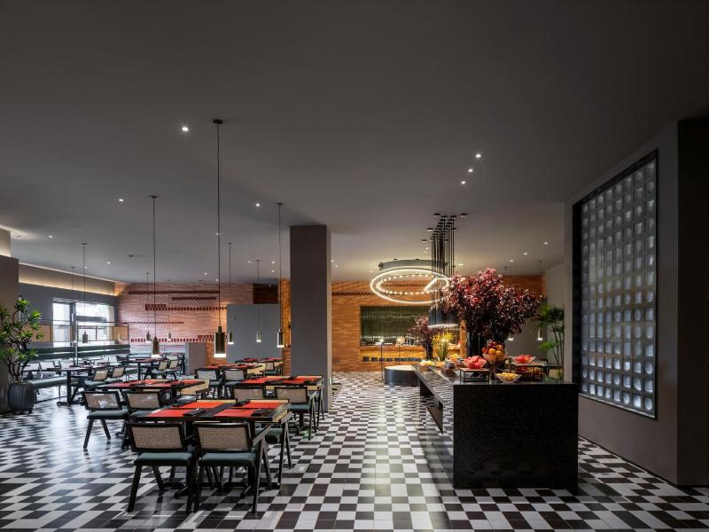 Suzhou Shantang Street Night Mooring Hotel - image 5