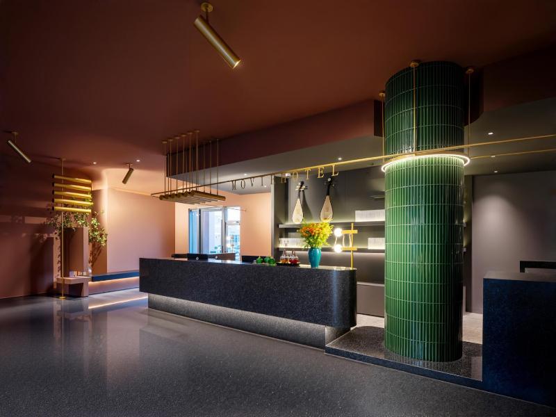 Suzhou Shantang Street Night Mooring Hotel - image 9