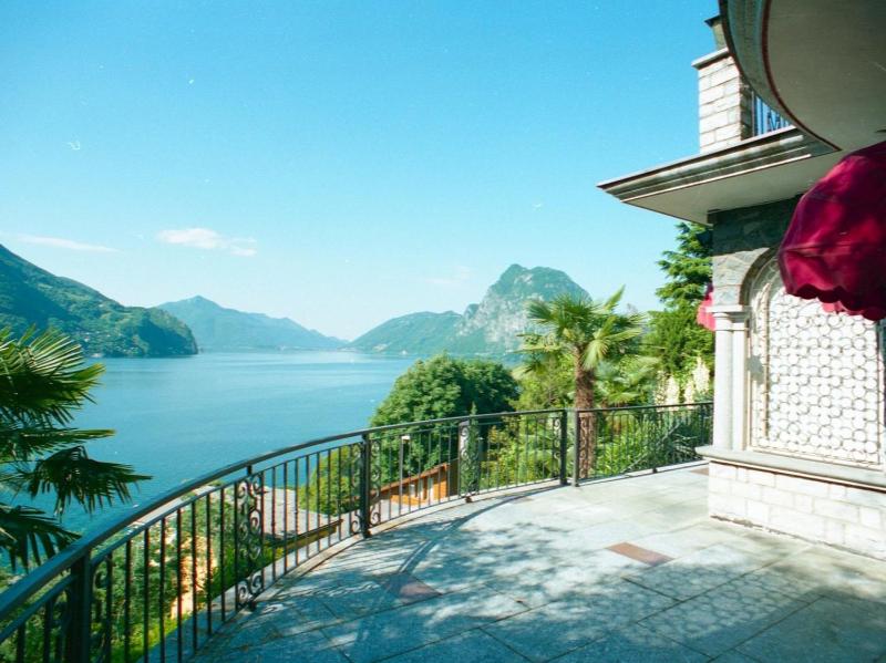 Barony romantic villa - image 30