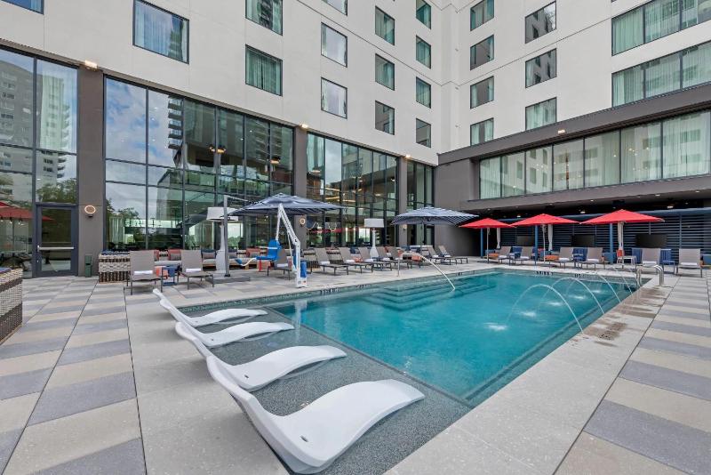 Cambria Hotel Austin Downtown - image 32