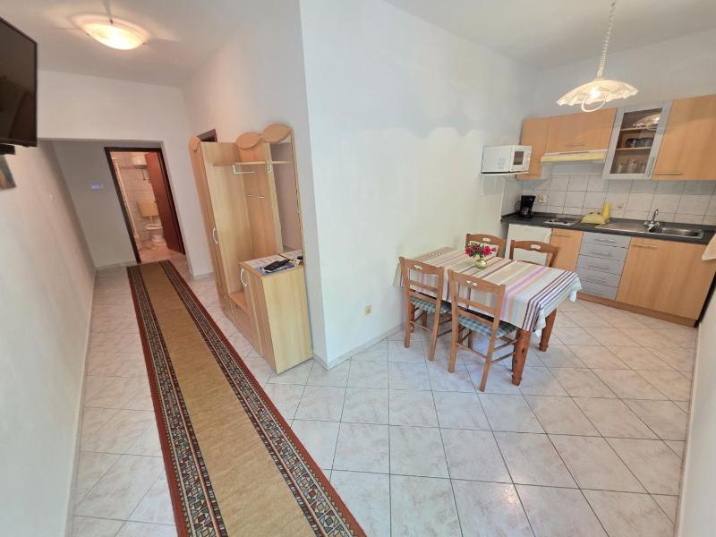 MARINA 2 NV - Apartment with terrace grill pool - image 8