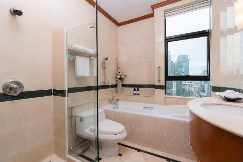 Grand Diamond Suites Hotel - image 8