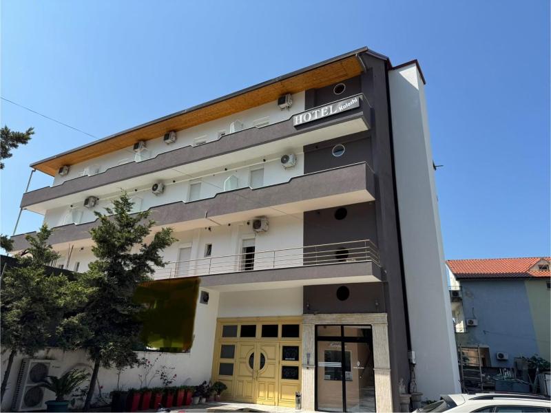 Hotel Kaloshi - image 14