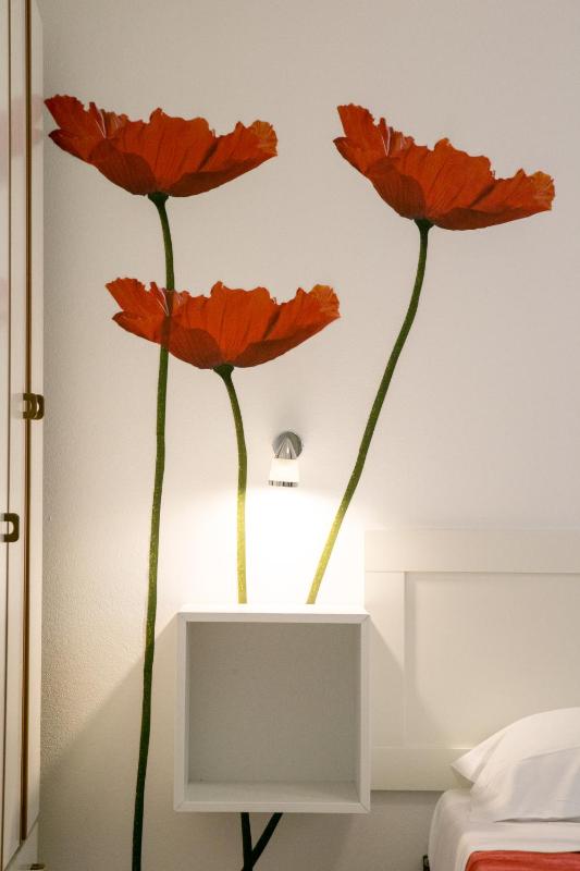 One-Bedroom Apartment with Terrace (4 Adults) image 4