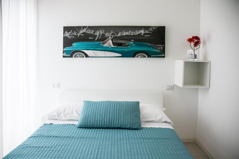 Two-Bedroom Apartment with Terrace image 4
