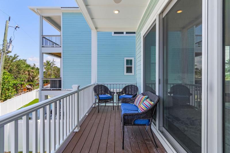 209 Seabreeze Escape- NEW Spacious 5-Bedroom Pool Home home - image 30